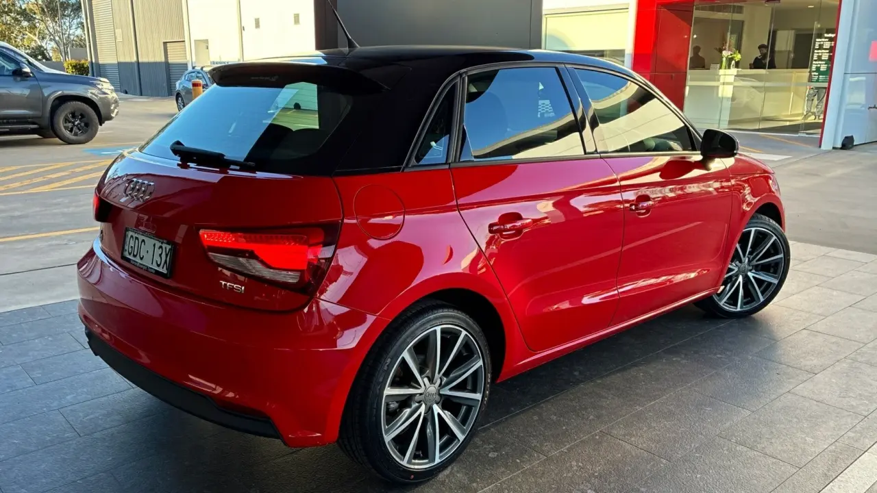 2017 AUDI A1 Gallery Image 4