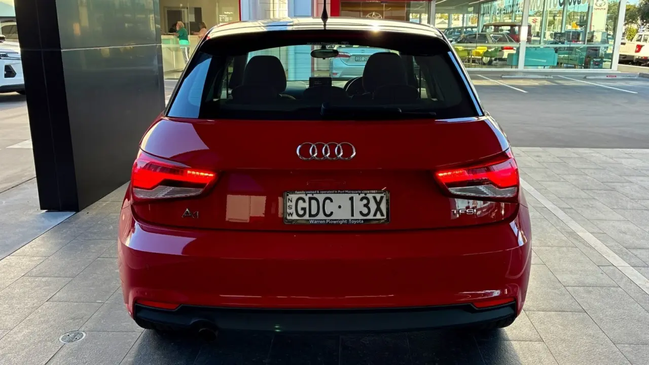 2017 AUDI A1 Gallery Image 5