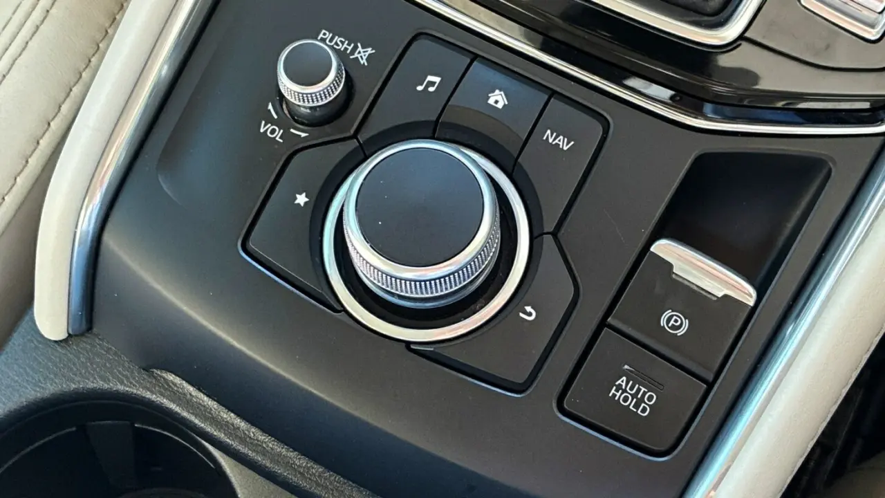 2018 MAZDA CX-5 Gallery Image 15