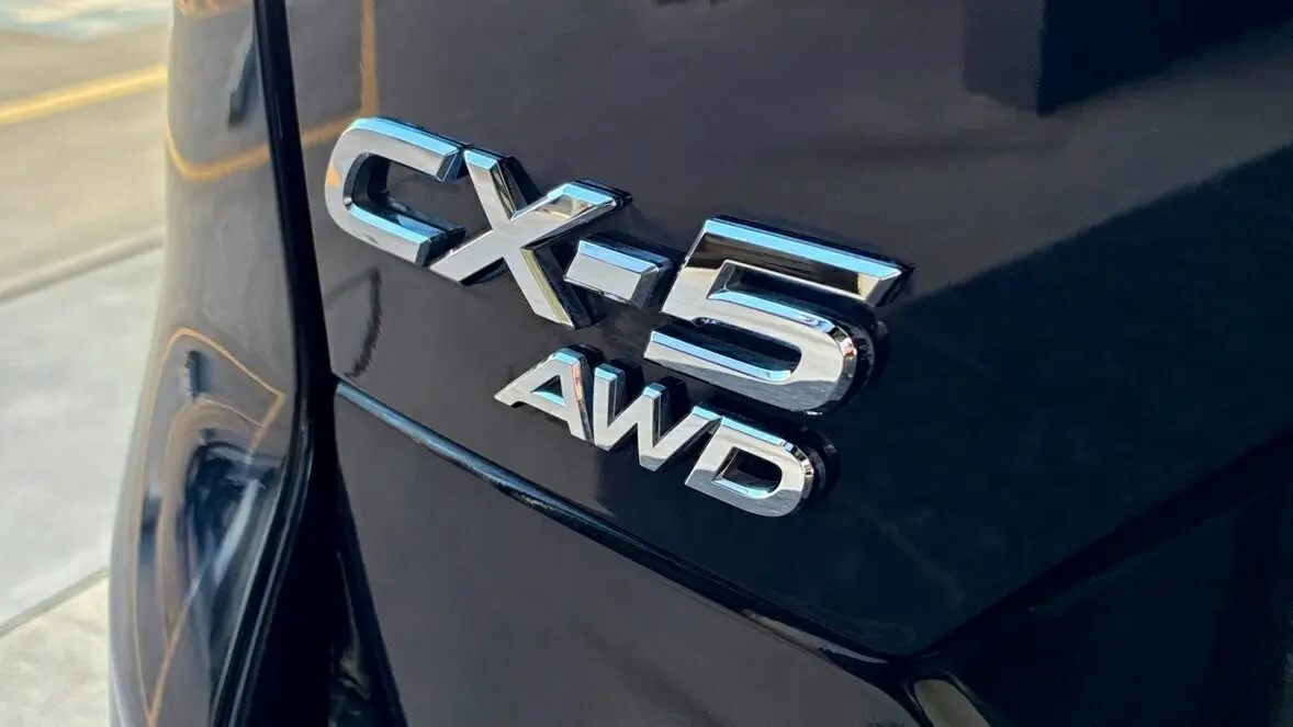 2018 MAZDA CX-5 Gallery Image 5