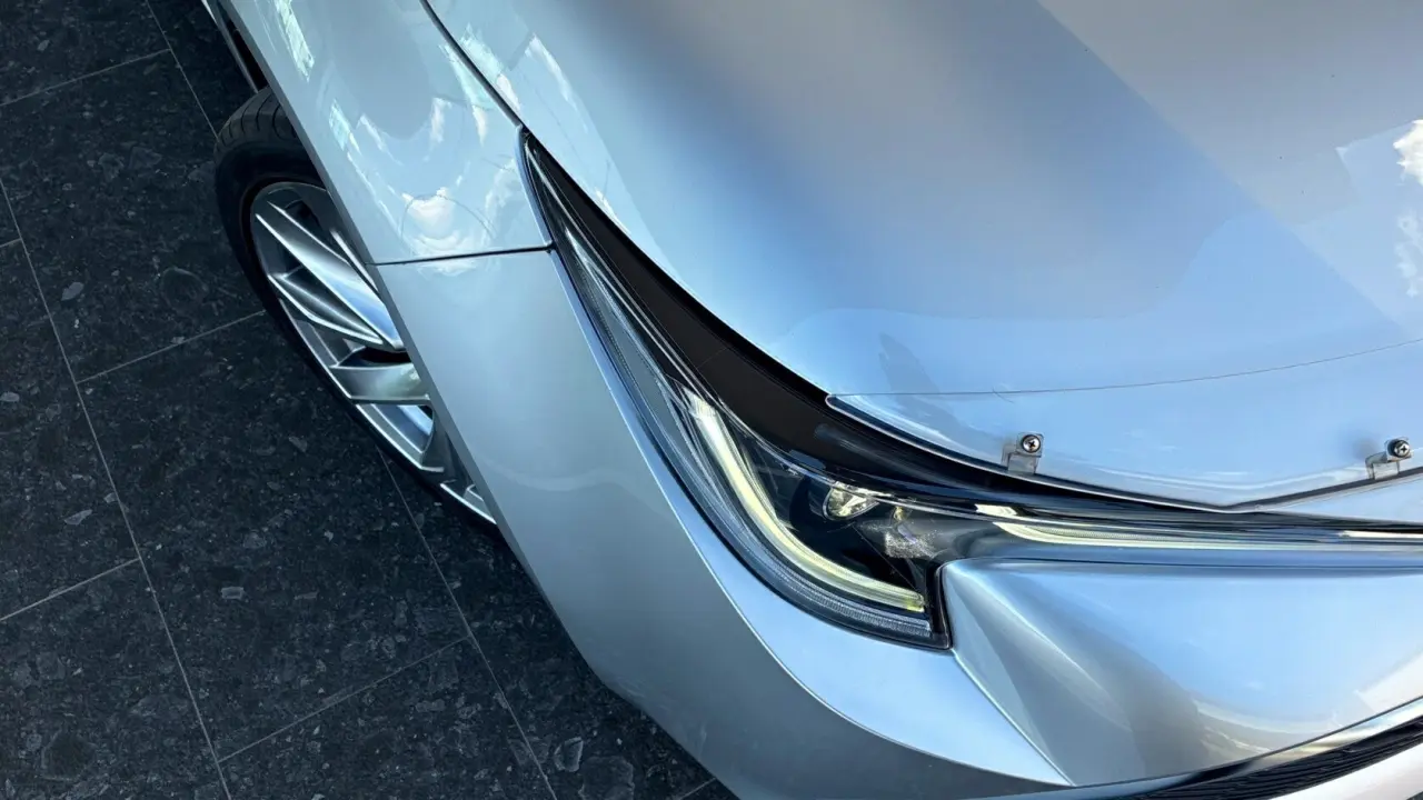 2018 Toyota Corolla Gallery Image 3