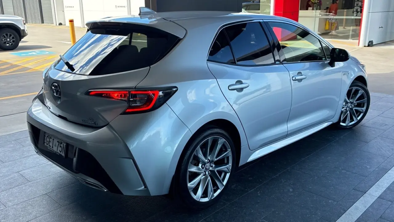 2018 Toyota Corolla Gallery Image 4