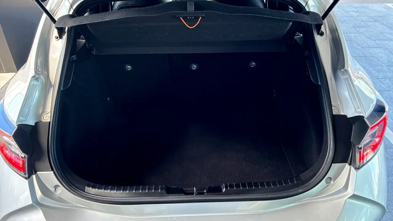 2018 Toyota Corolla Gallery Image 7