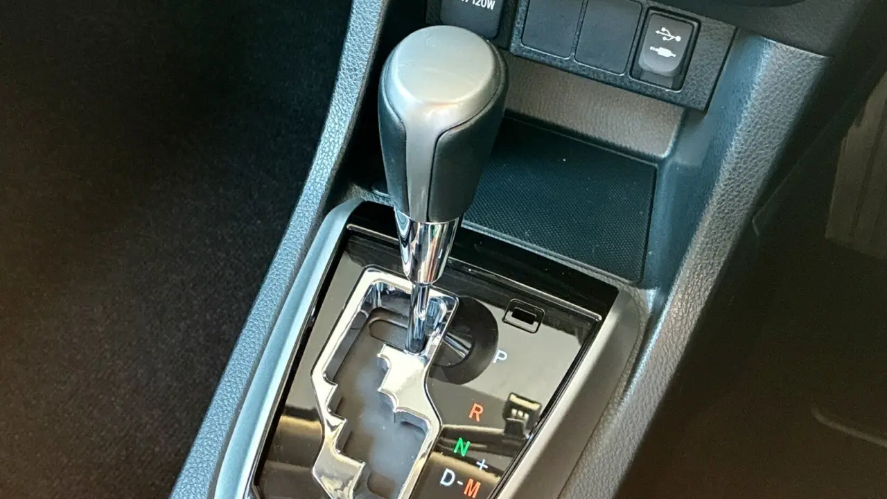 2014 Toyota Corolla Gallery Image 12