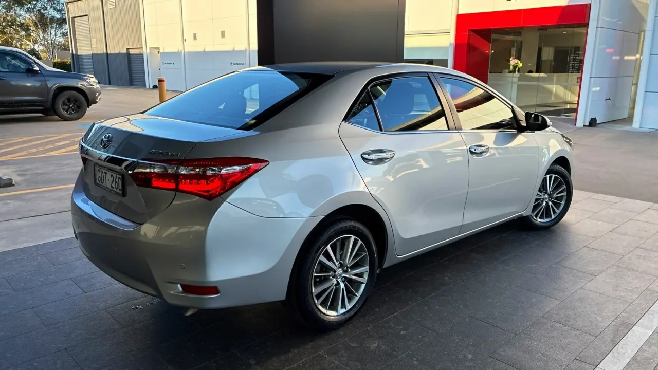 2014 Toyota Corolla Gallery Image 4