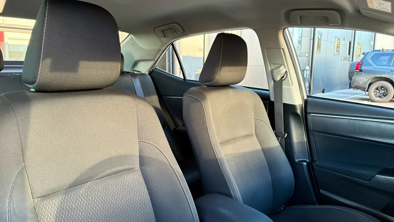 2014 Toyota Corolla Gallery Image 8