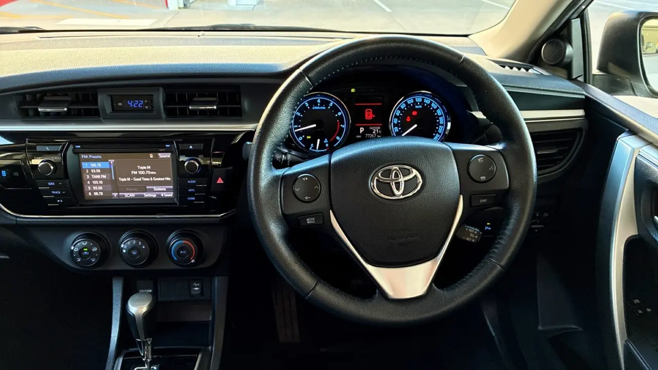 2014 Toyota Corolla Gallery Image 9