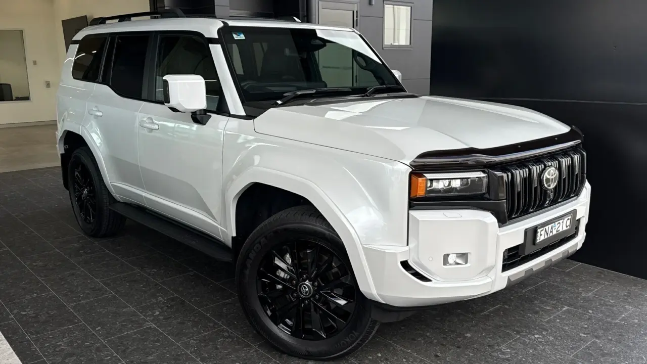 2024 Toyota Prado Image