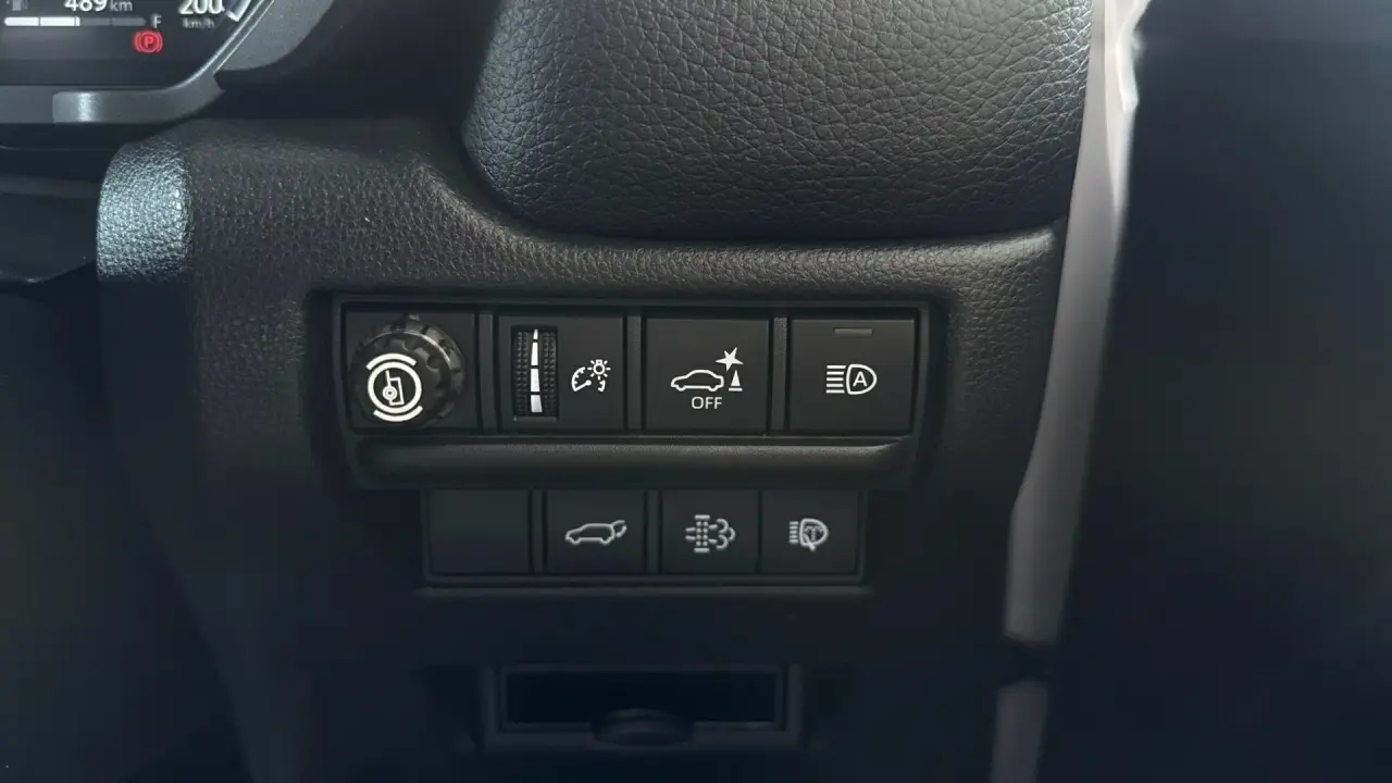 2024 Toyota Prado Gallery Image 20