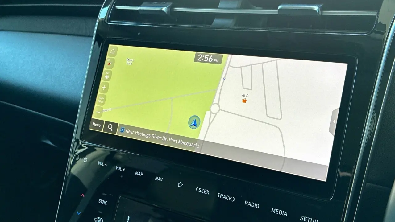 2022 HYUNDAI TUCSON Gallery Image 11