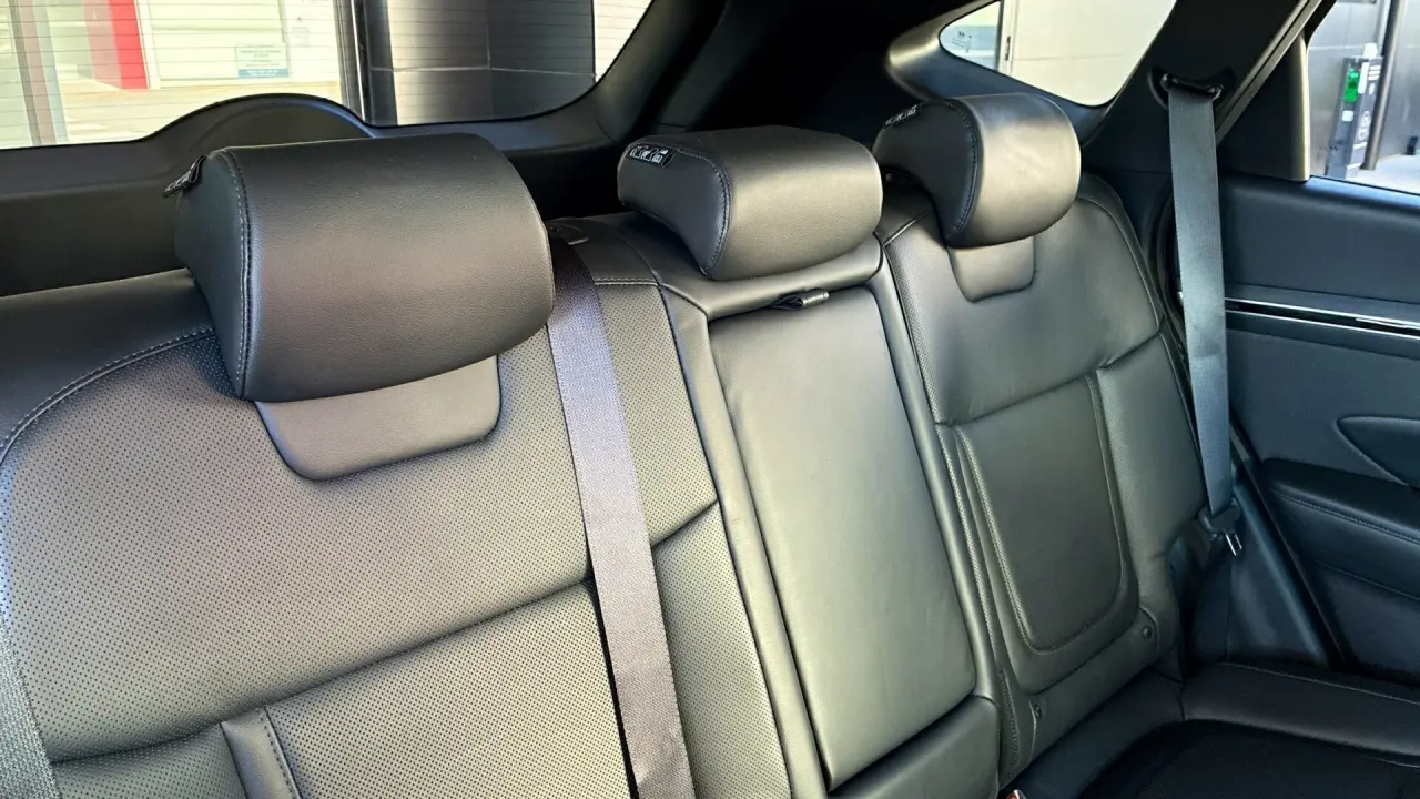 2022 HYUNDAI TUCSON Gallery Image 8