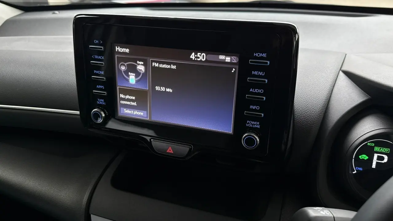 2021 Toyota Yaris Cross Hybrid Gallery Image 15