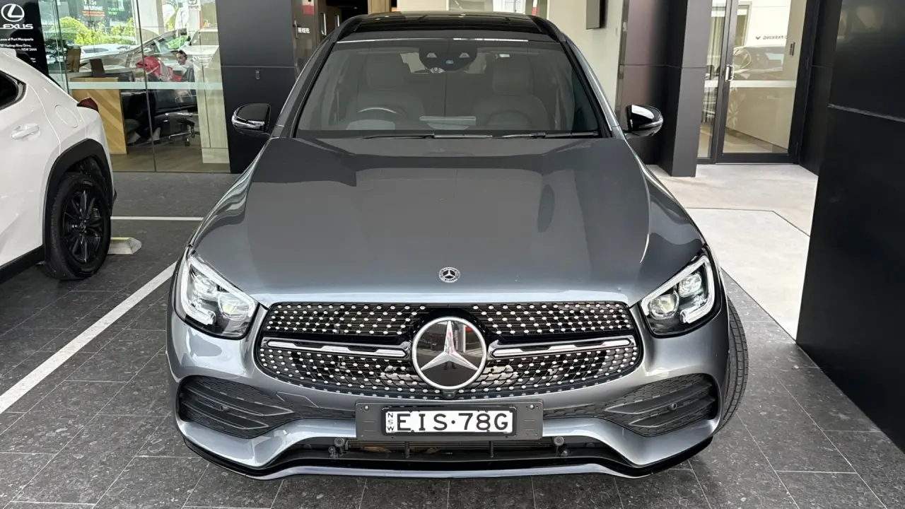 2019 MERCEDES-BENZ GLC Gallery Image 2