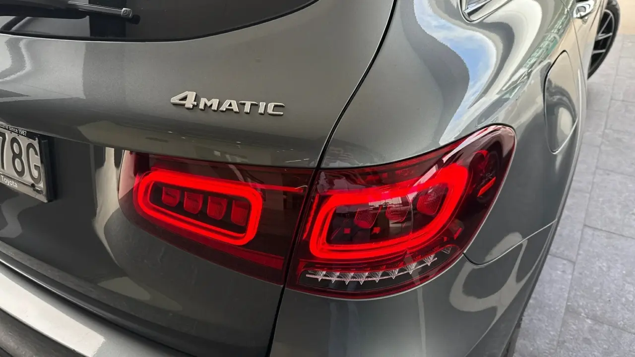 2019 MERCEDES-BENZ GLC Gallery Image 7