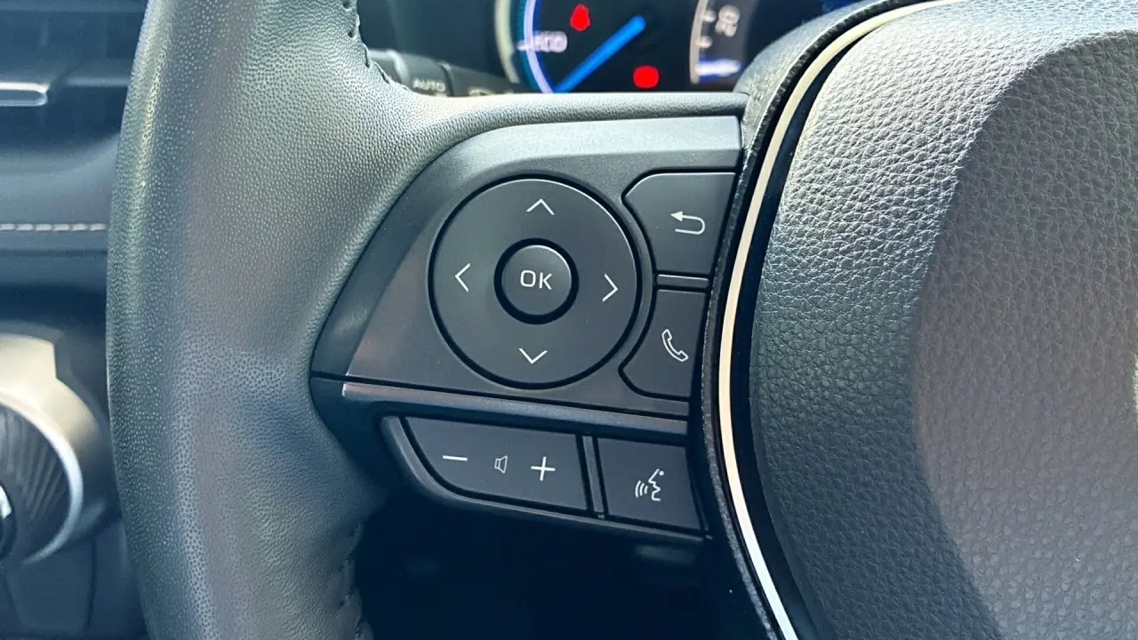 2021 Toyota Rav4 Hybrid Gallery Image 16