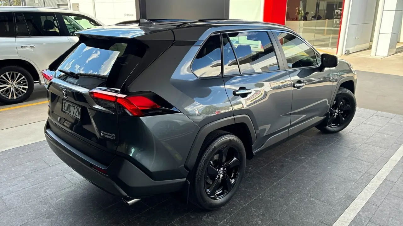 2021 Toyota Rav4 Hybrid Gallery Image 5