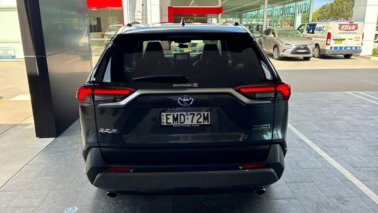 2021 Toyota Rav4 Hybrid Gallery Image 6