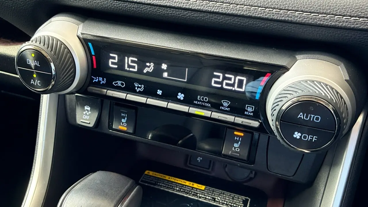 2021 Toyota Rav4 Hybrid Gallery Image 13