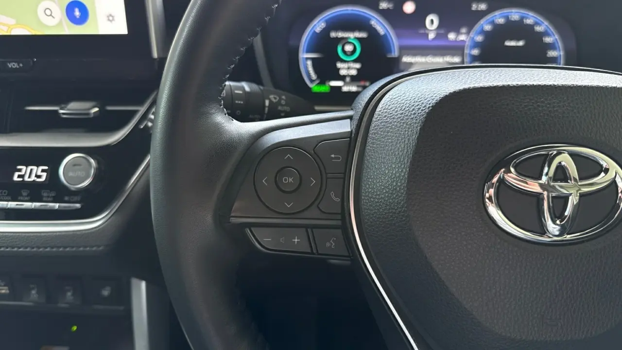 2023 Toyota Corolla Cross Hybrid Gallery Image 13