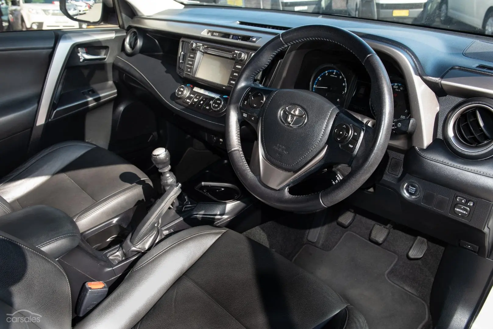 2015 Toyota RAV4 Image 7