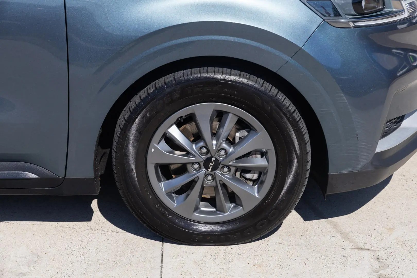 2021 Kia Carnival Gallery Image 21