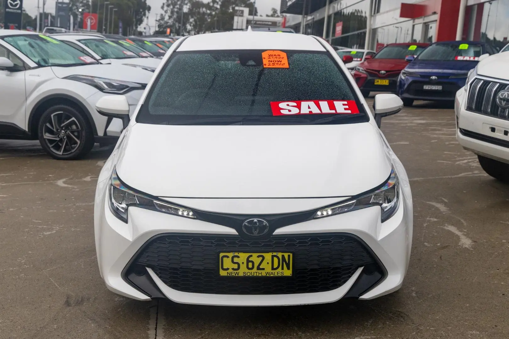 2018 Toyota Corolla Gallery Image 4