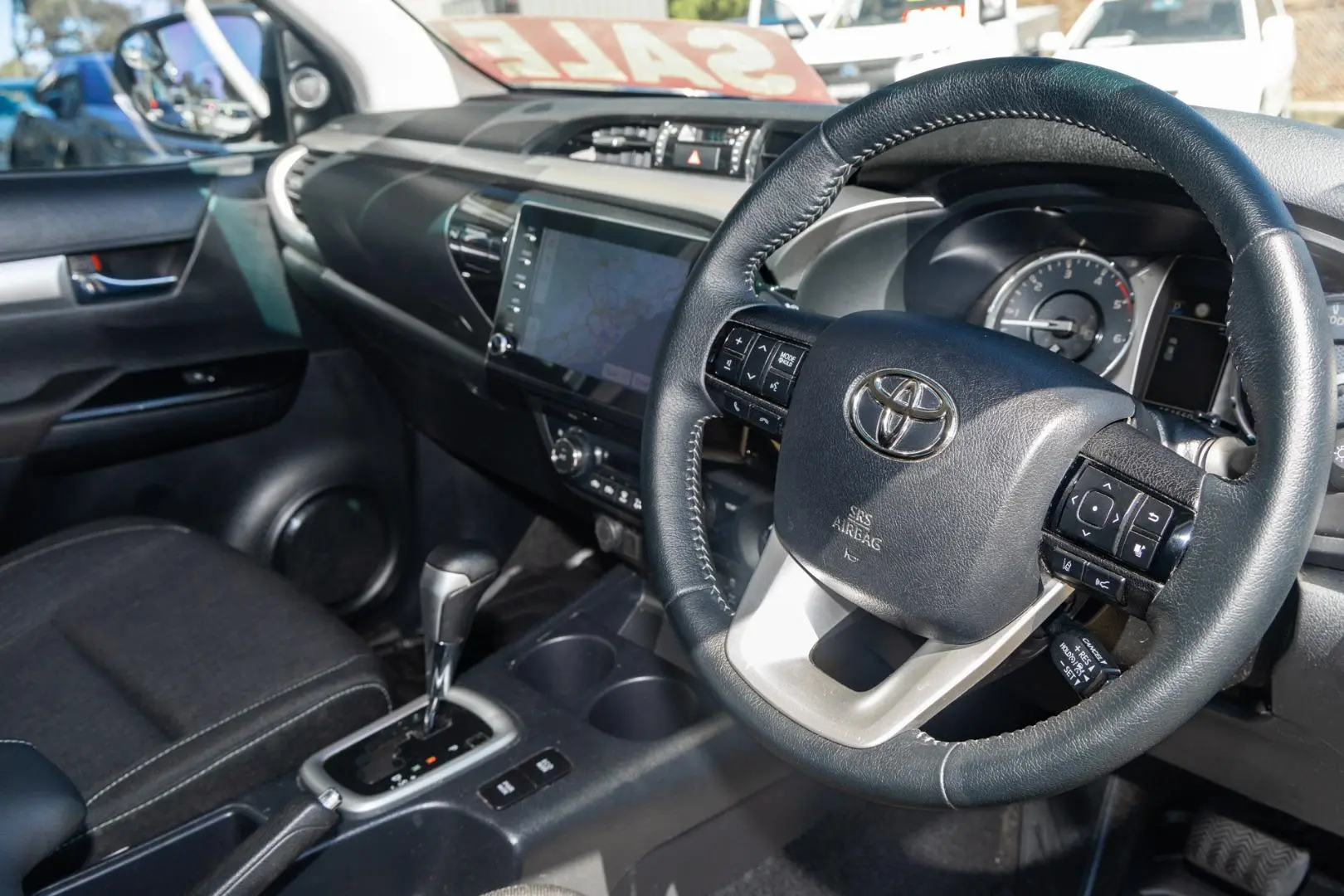 2021 Toyota Hilux Gallery Image 7