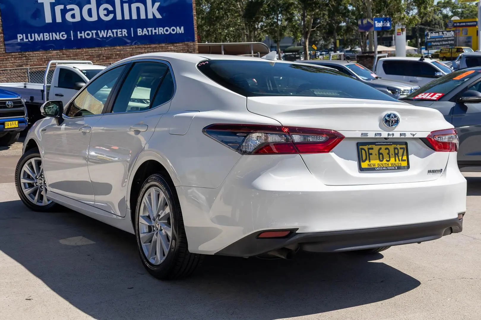 2022 Toyota Camry Gallery Image 2