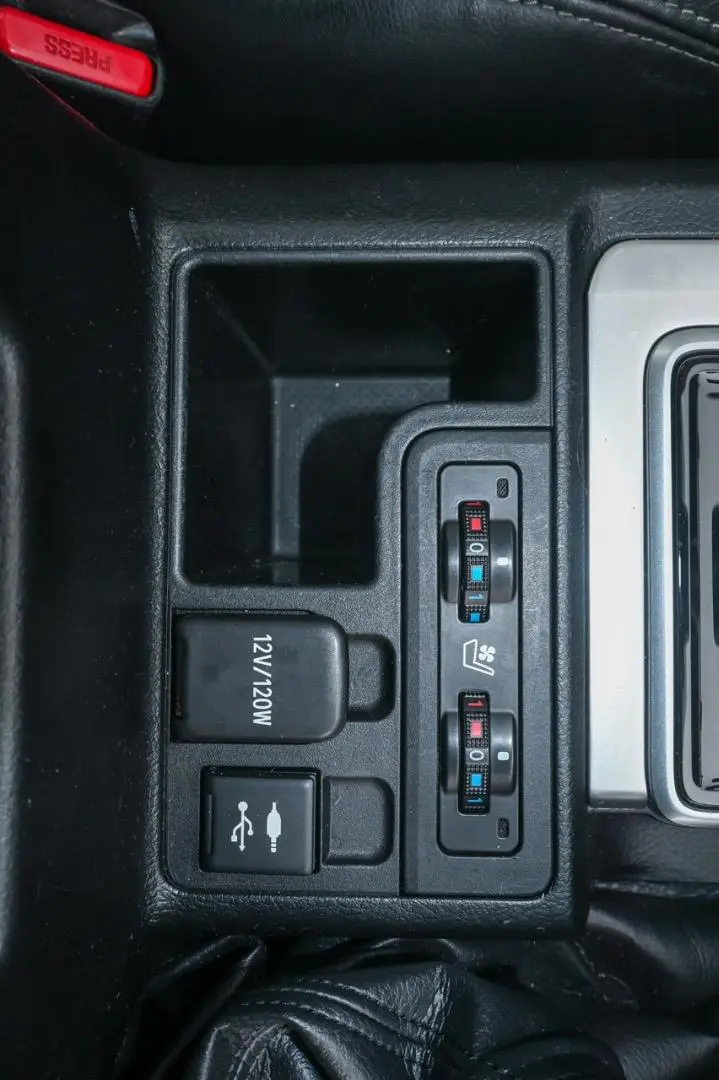 2019 Toyota Landcruiser Prado Gallery Image 19