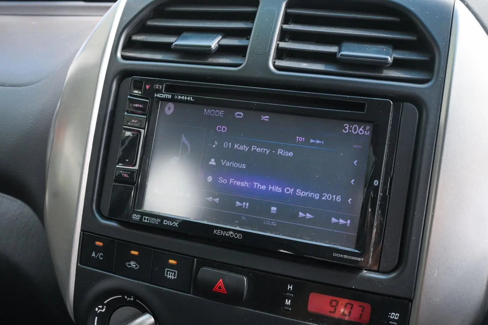 2005 Toyota RAV4 Gallery Image 23