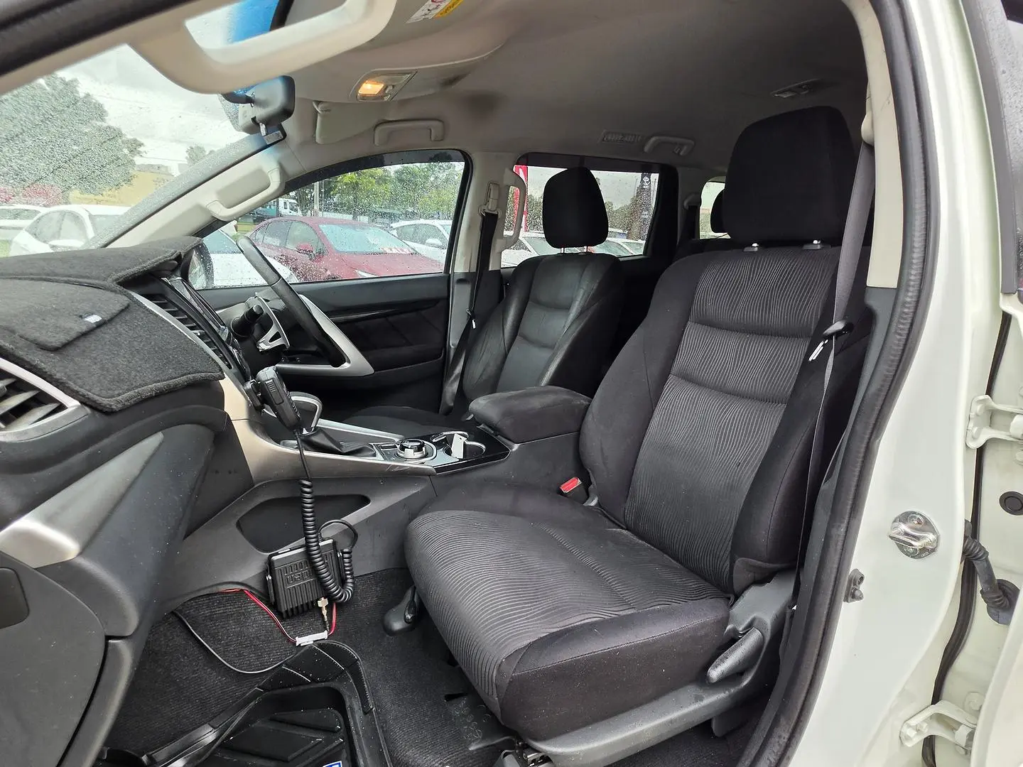 2017 Mitsubishi Pajero Sport Gallery Image 19