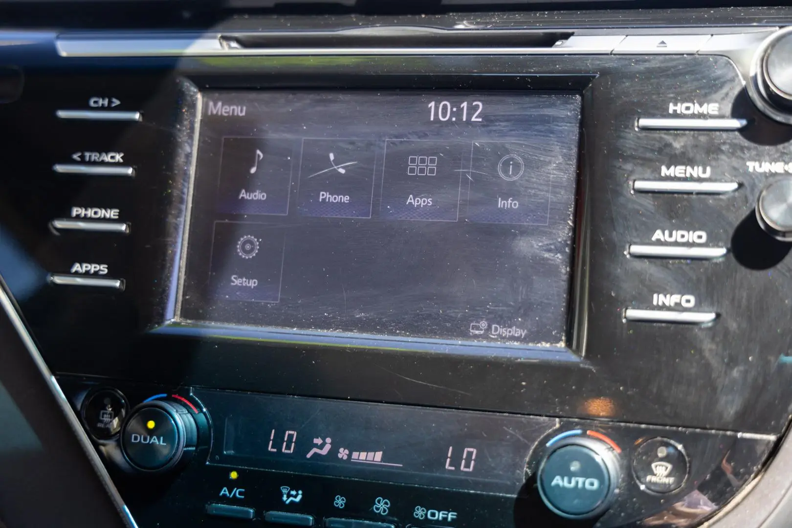 2018 Toyota Camry Gallery Image 12