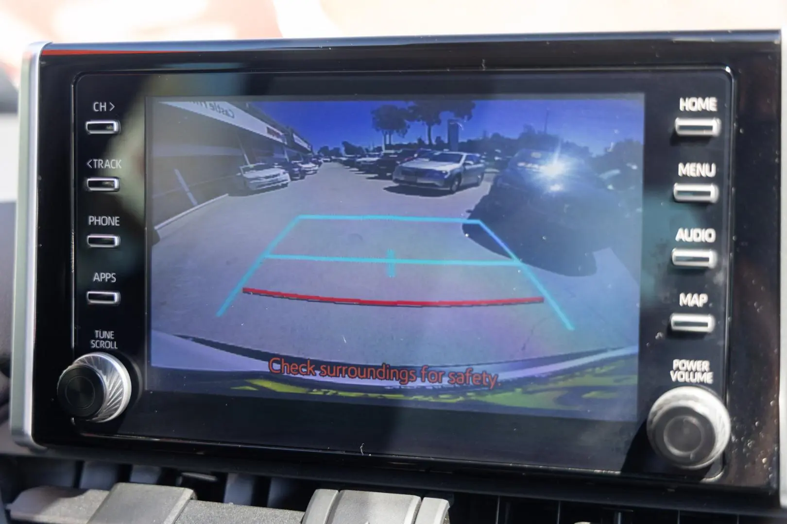 2021 Toyota RAV4 Gallery Image 13