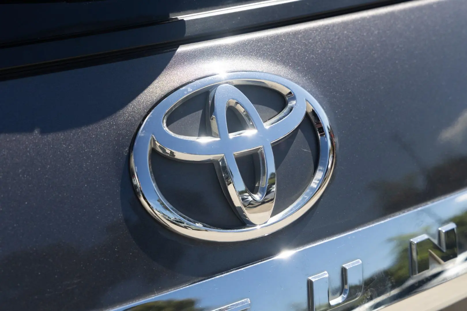 2020 Toyota Fortuner Gallery Image 21