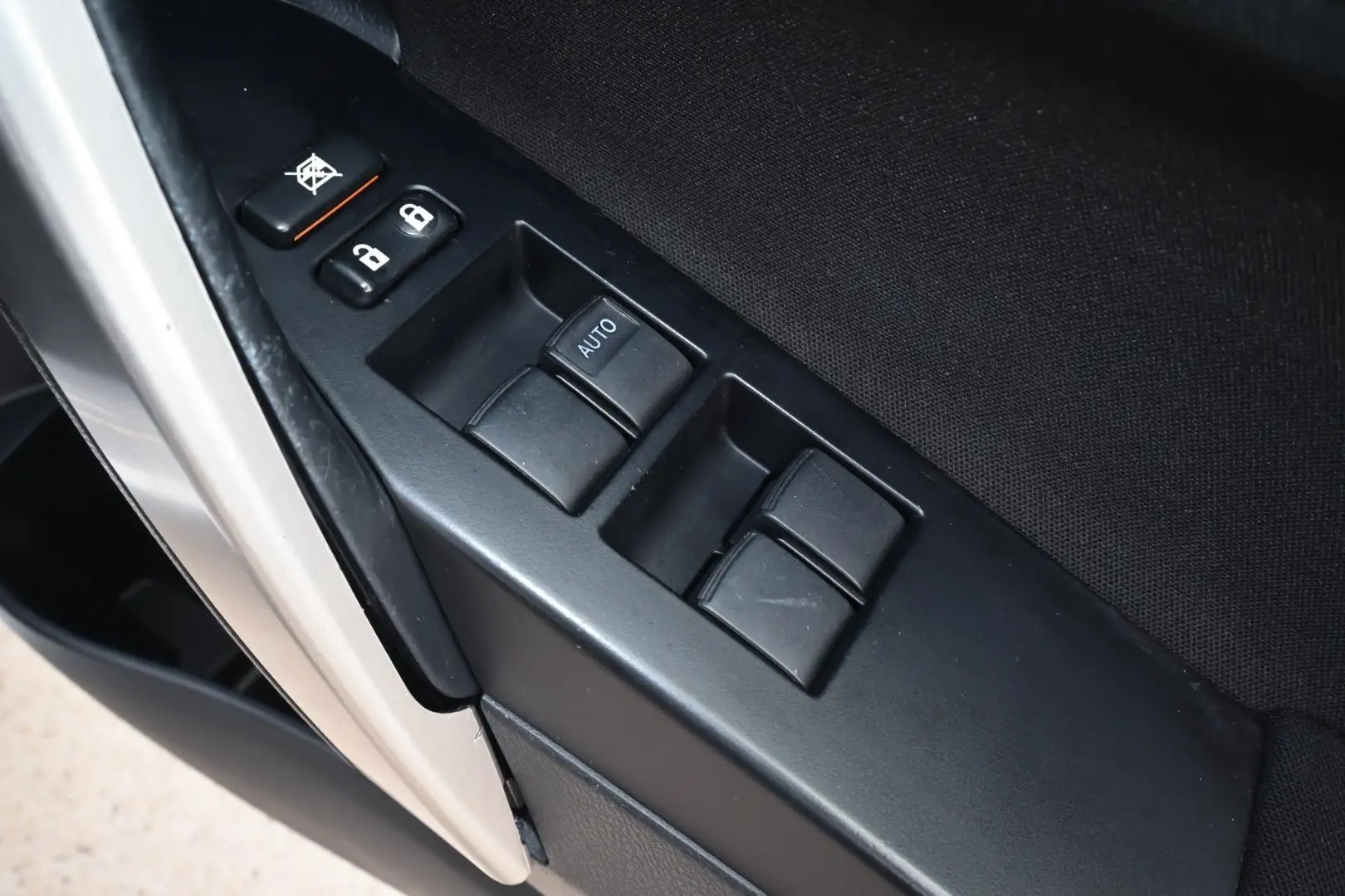 2014 Toyota Corolla Gallery Image 10