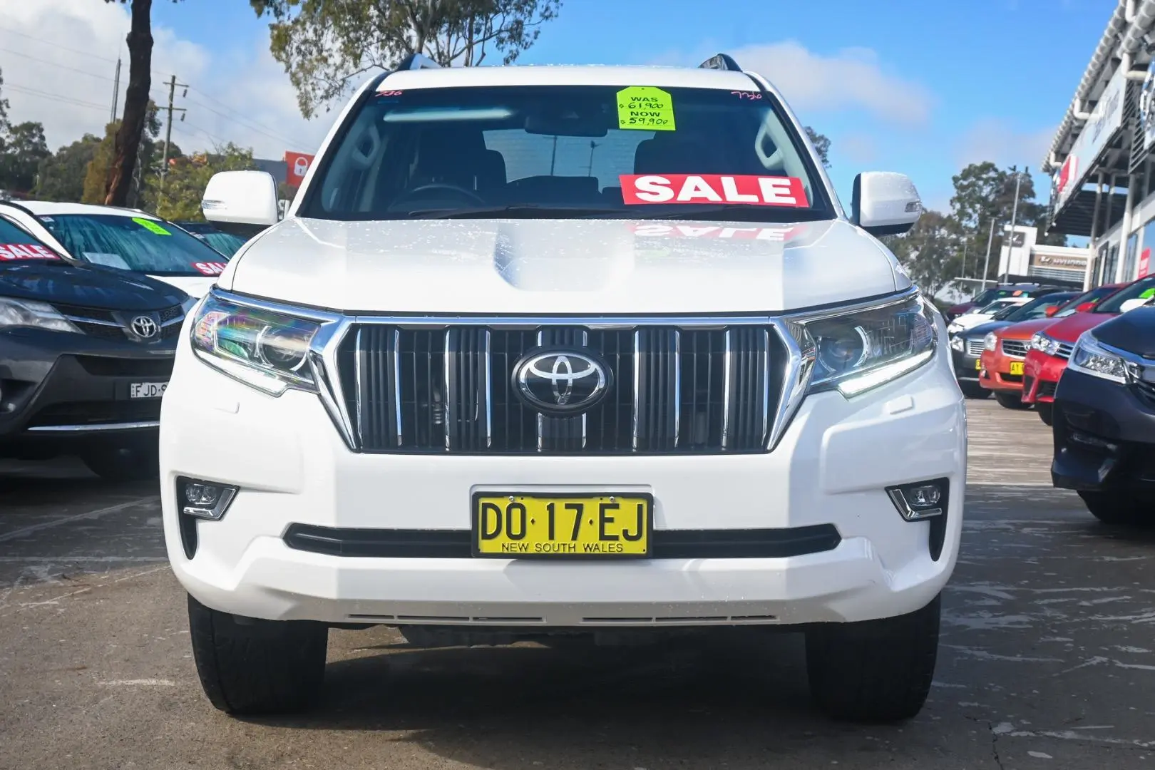 2021 Toyota Landcruiser Prado Gallery Image 4