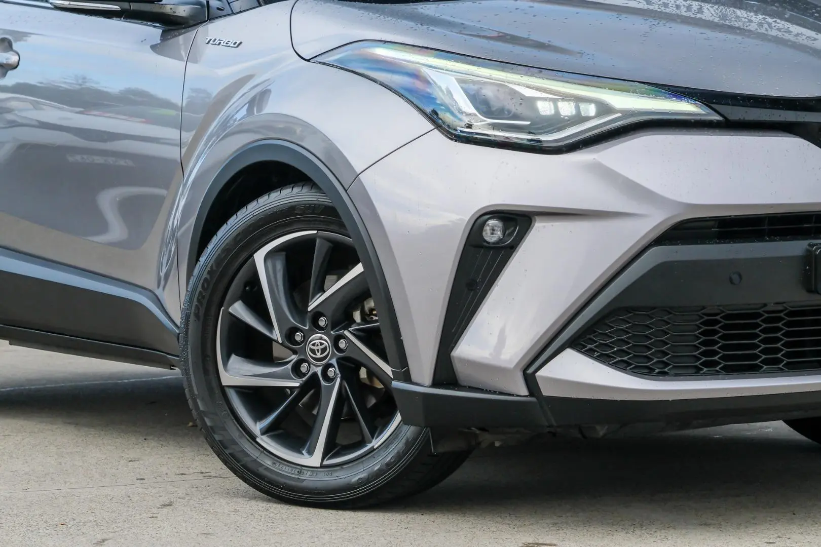 2021 Toyota C-HR Gallery Image 6