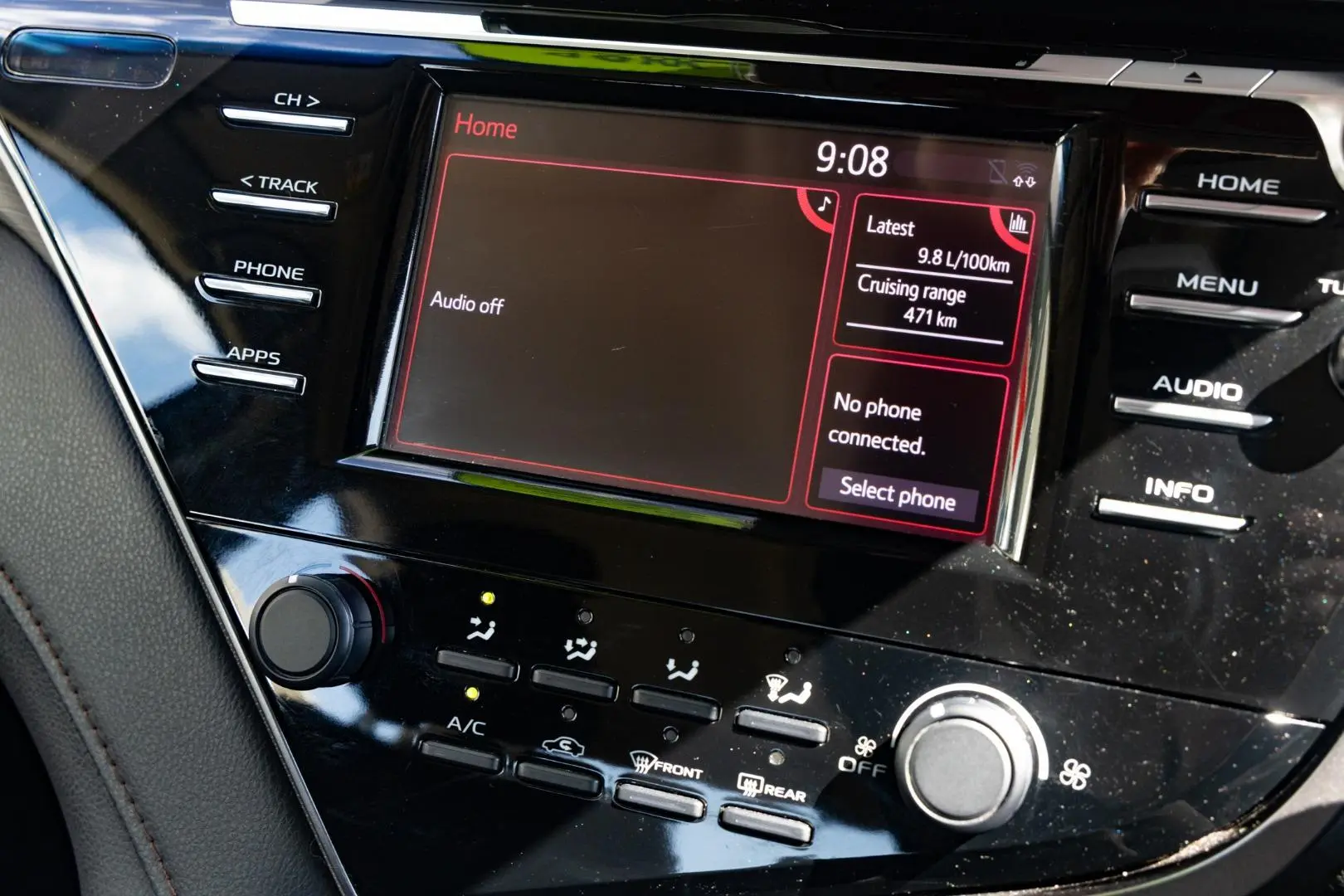 2021 Toyota Camry Gallery Image 13