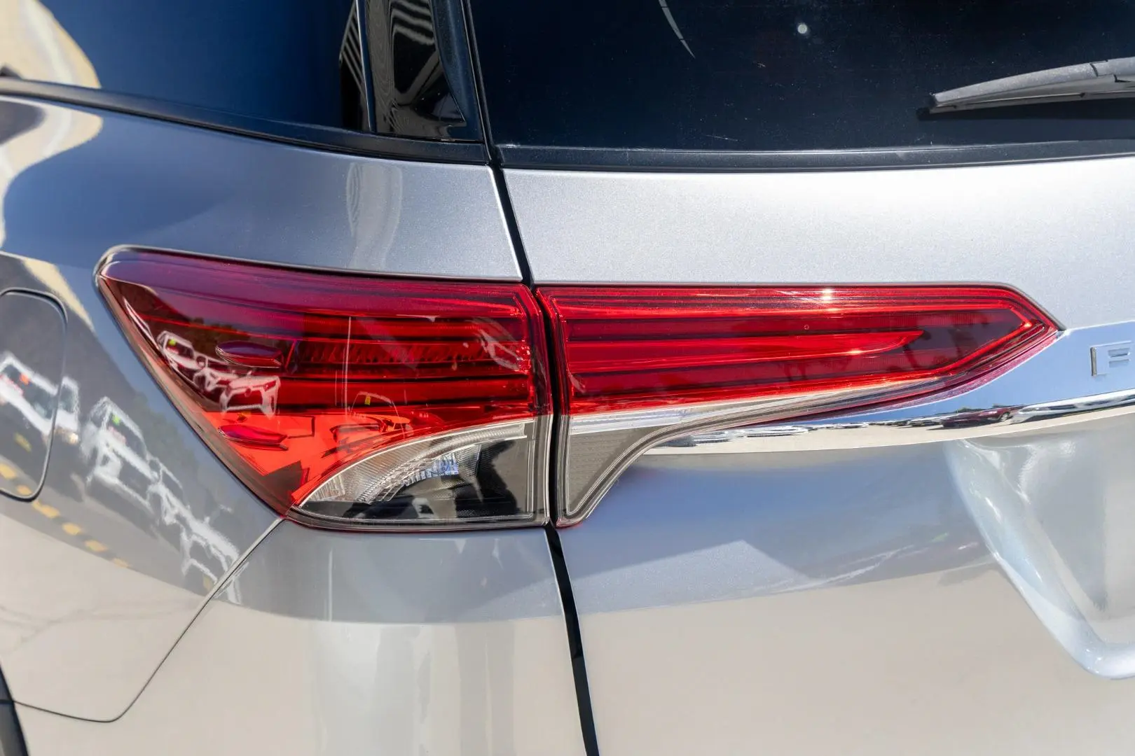 2022 Toyota Fortuner Gallery Image 21