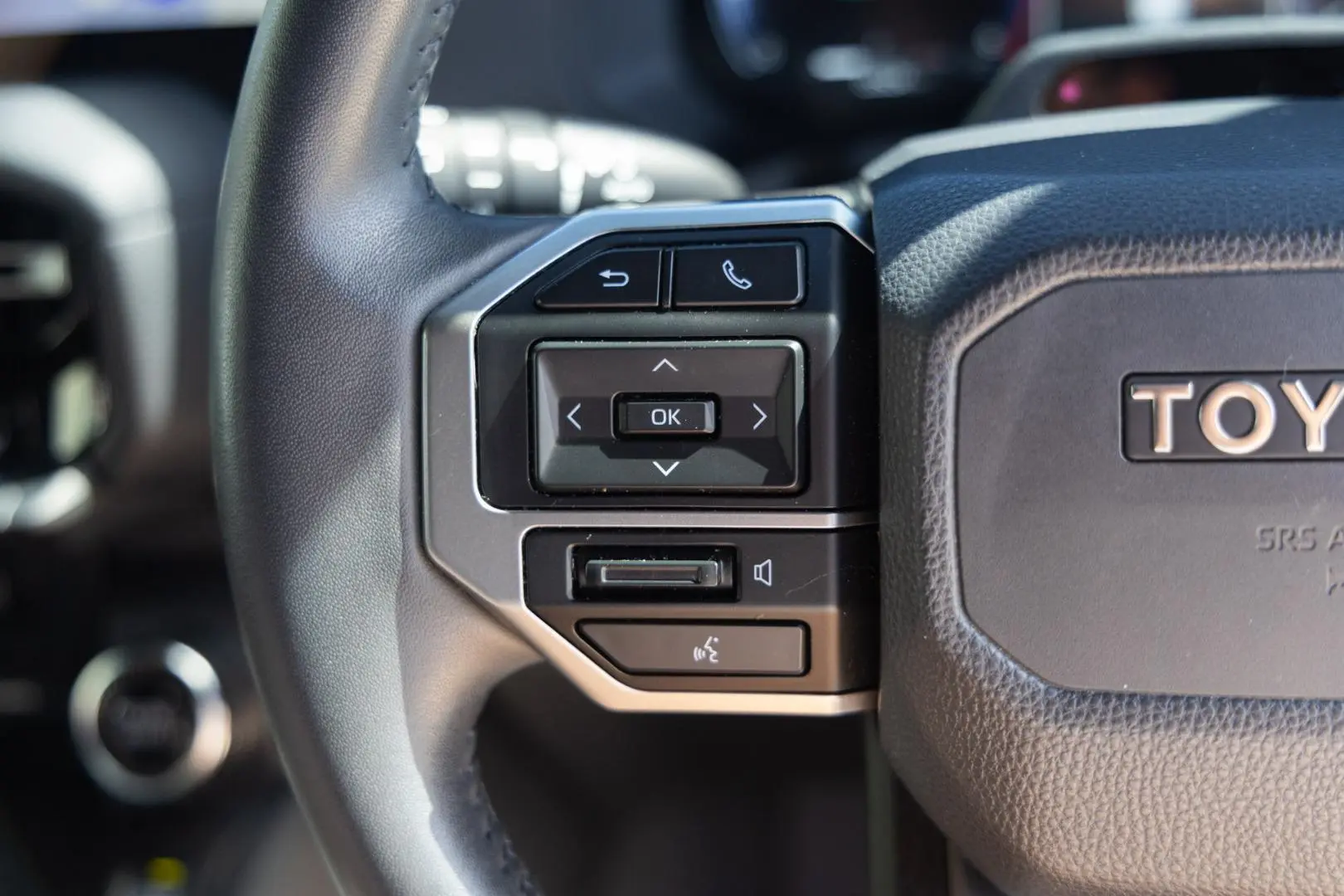 2024 Toyota Landcruiser Prado Gallery Image 14