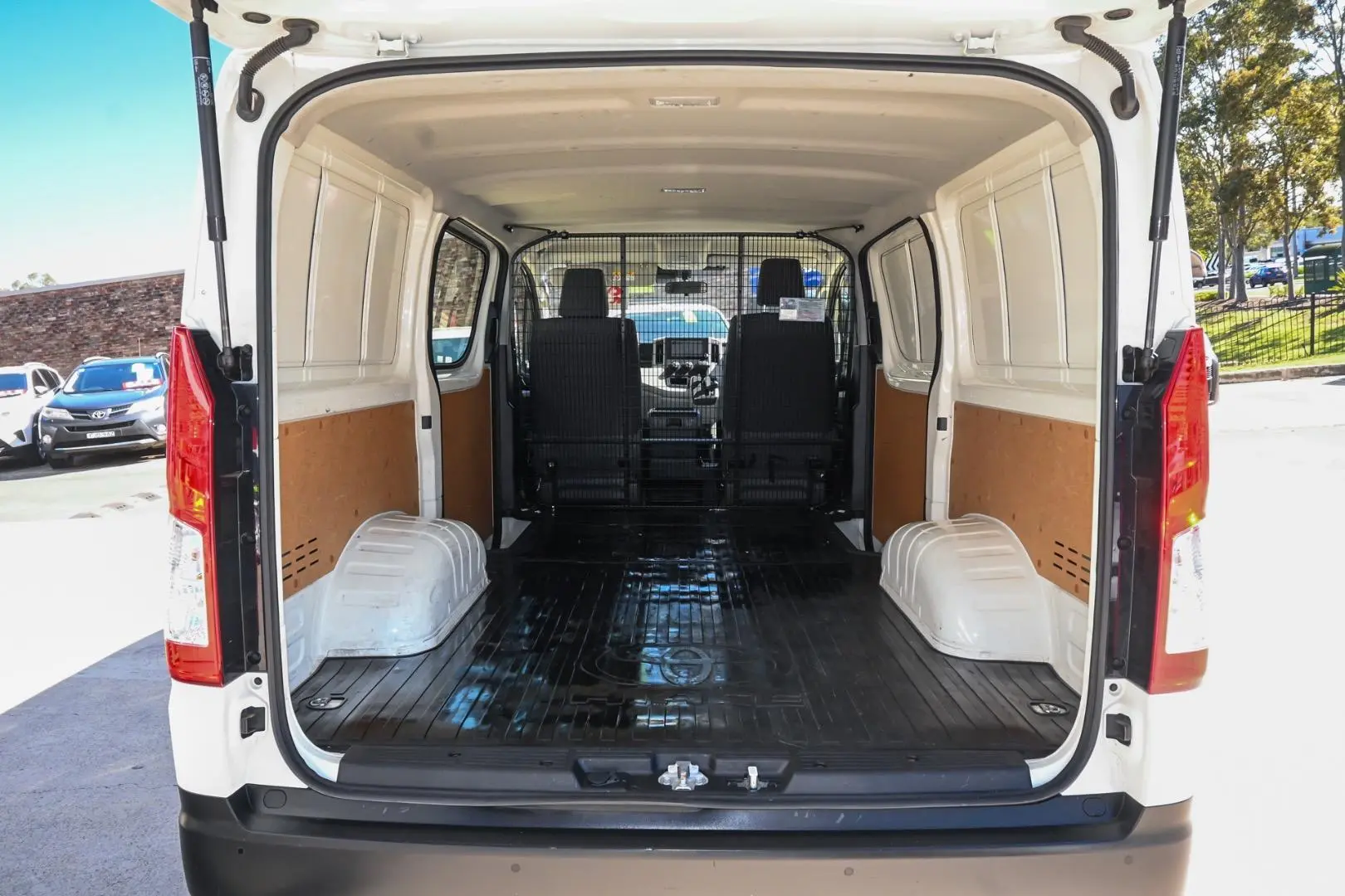 2024 Toyota Hiace Gallery Image 22