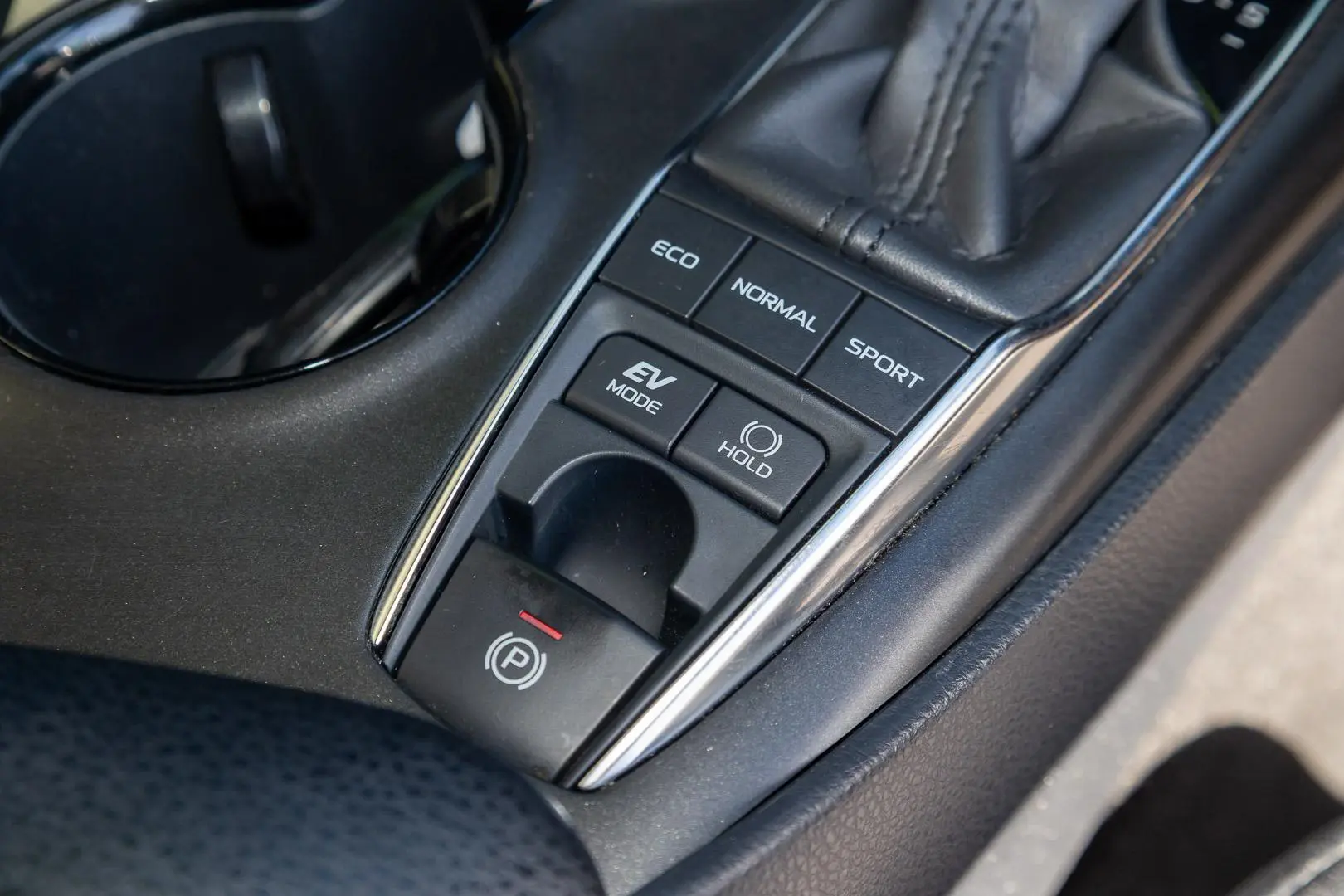 2022 Toyota Camry Gallery Image 13