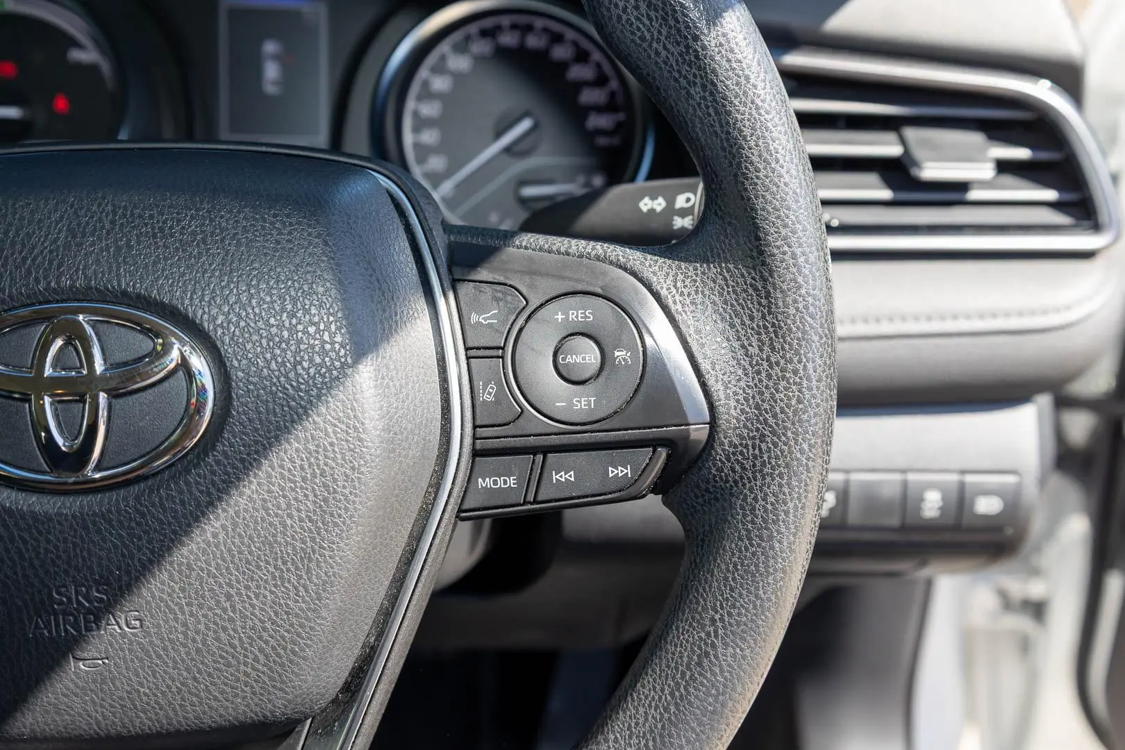 2022 Toyota Camry Gallery Image 16