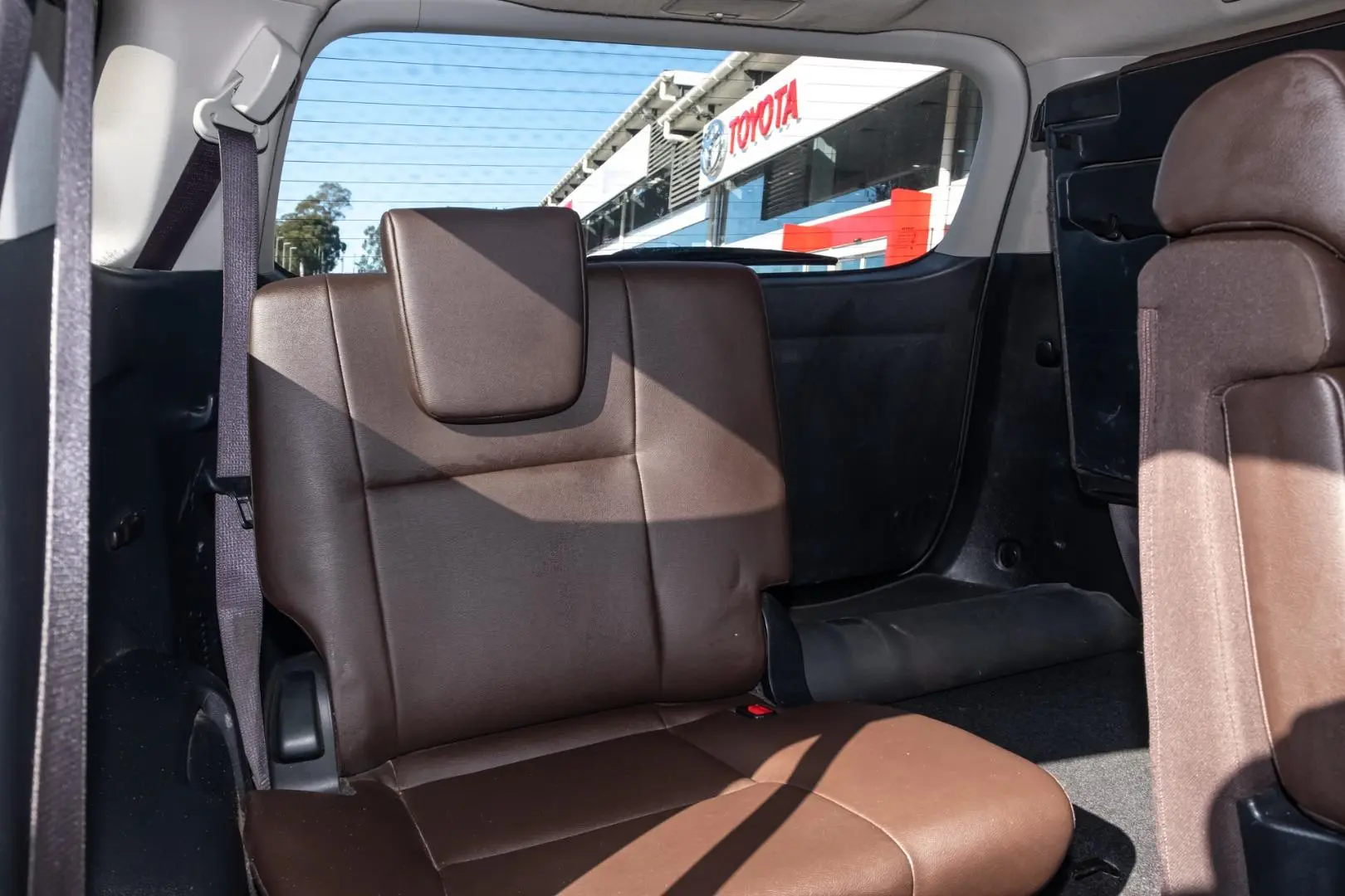 2017 Toyota Fortuner Gallery Image 10
