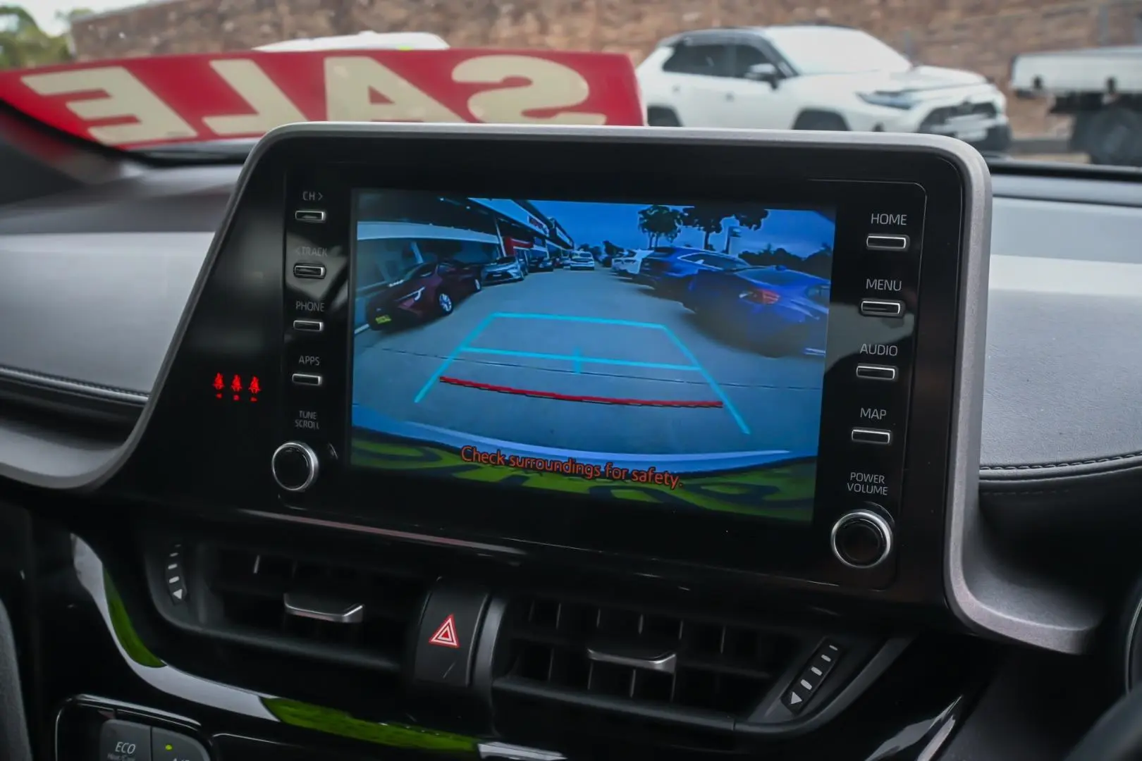 2023 Toyota C-HR Gallery Image 15