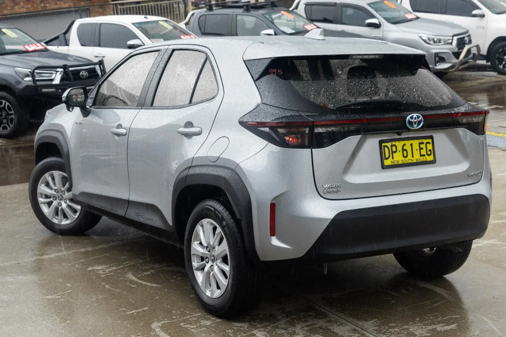 2023 Toyota Yaris Cross Gallery Image 2