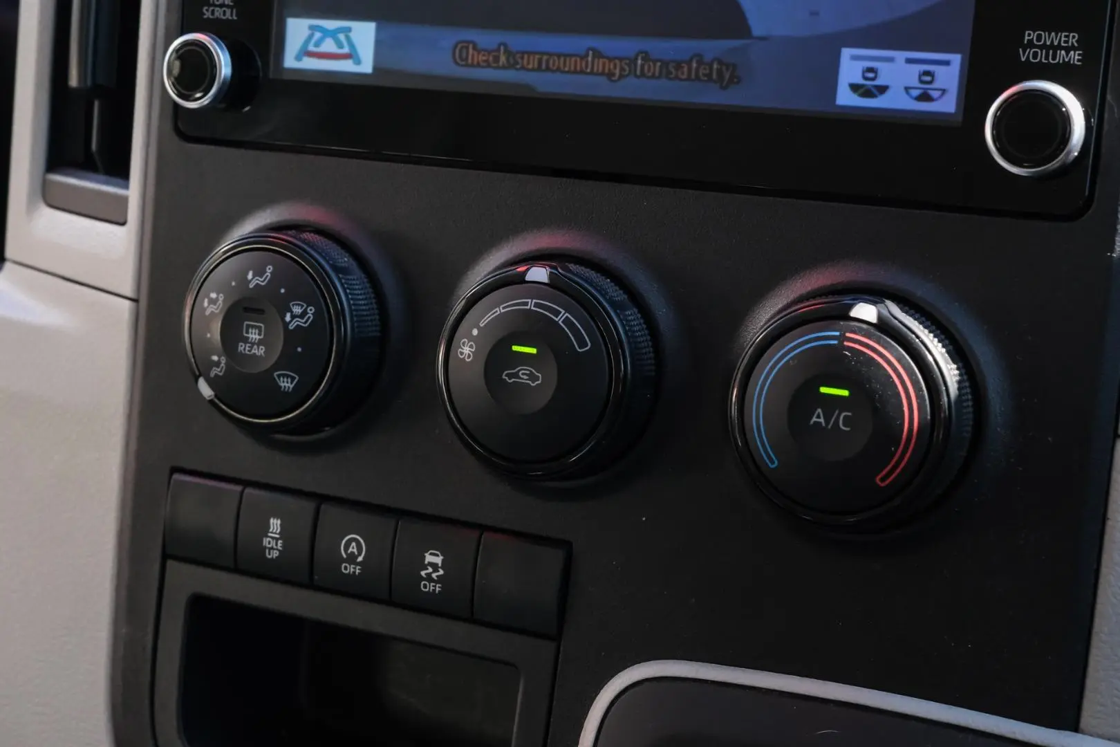 2022 Toyota Hiace Gallery Image 13