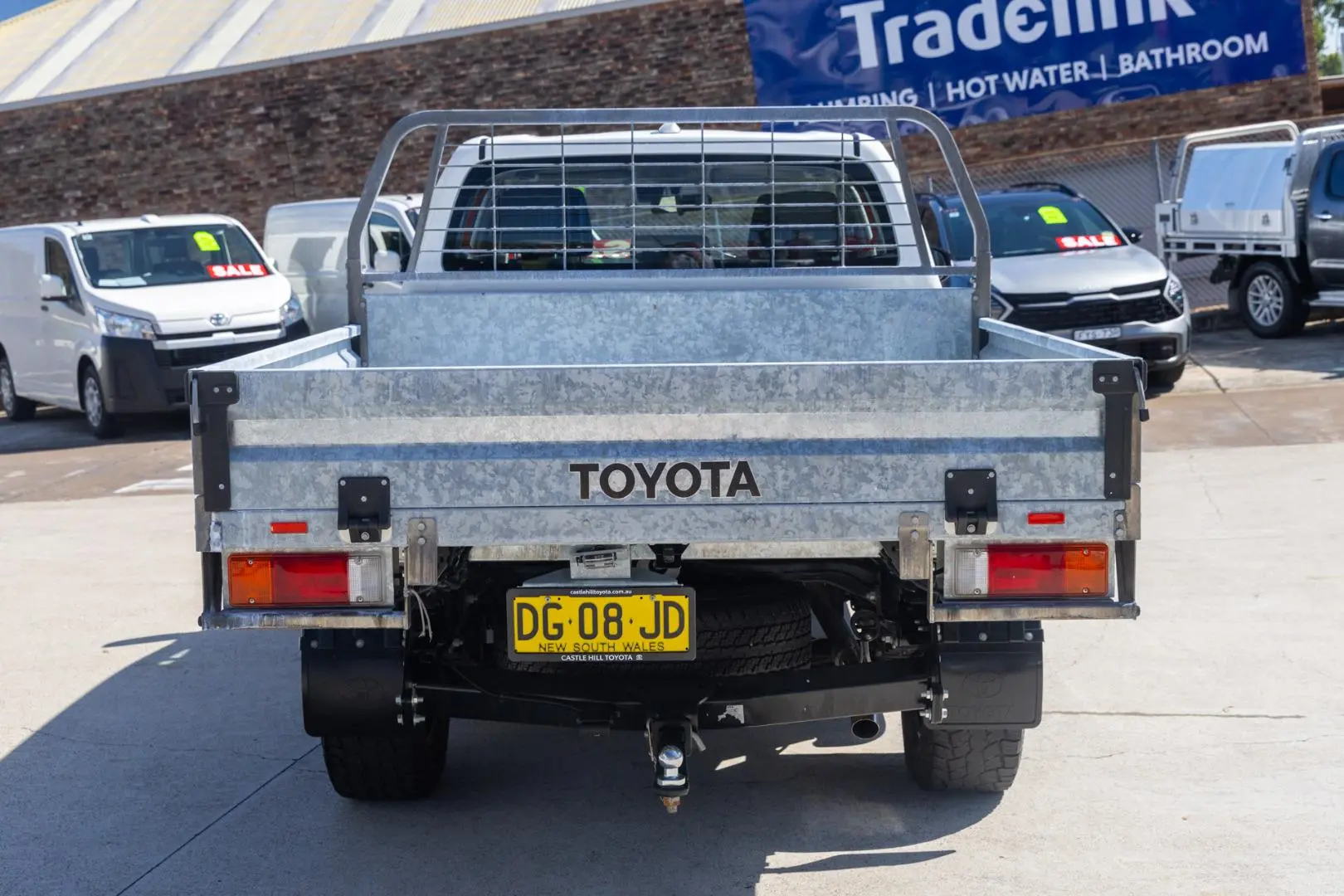 2022 Toyota Hilux Gallery Image 5