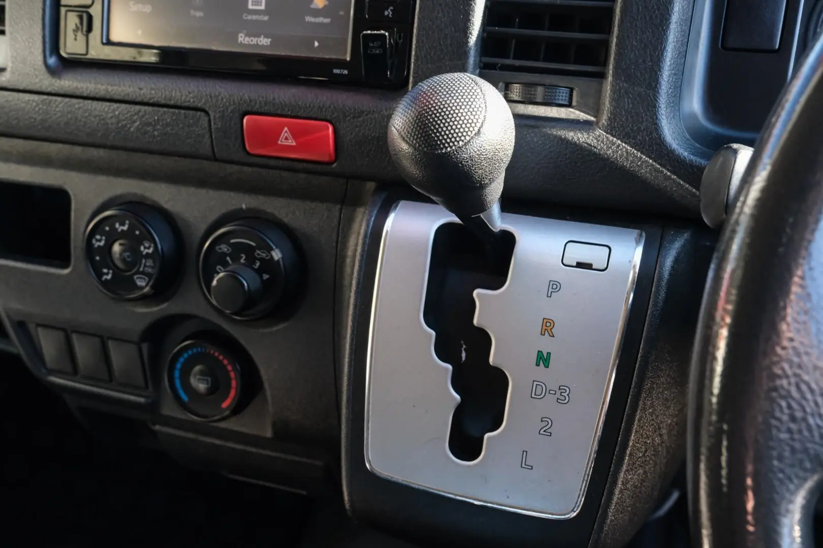 2018 Toyota Hiace Gallery Image 14