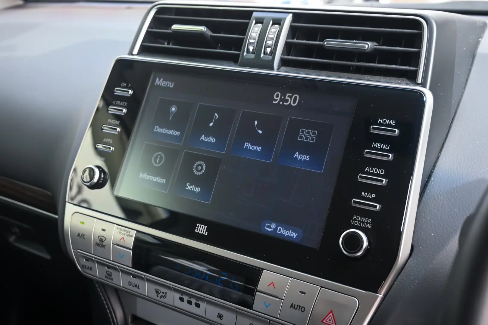 2023 Toyota Landcruiser Prado Gallery Image 16